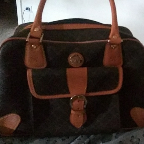 Purse - Picture 1 of 2